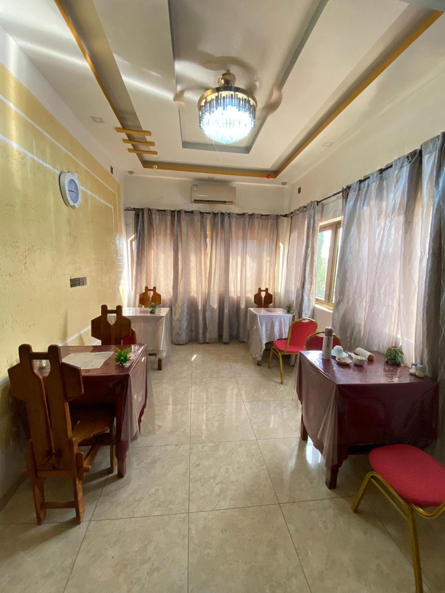 洛美 玛丽丝旅馆酒店 外观 照片